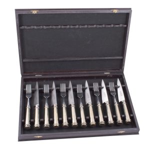 Juego De Tenedores y Cuchillos