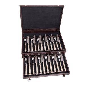 Juego De Tenedores y Cuchillos