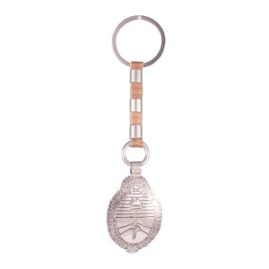 Llavero De Cuero Crudo Entacado Con Bombas De Alpaca y Dije